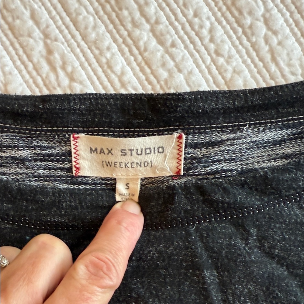Max Studio Charcoal Long Sleeve Top - Picture 2 of 7